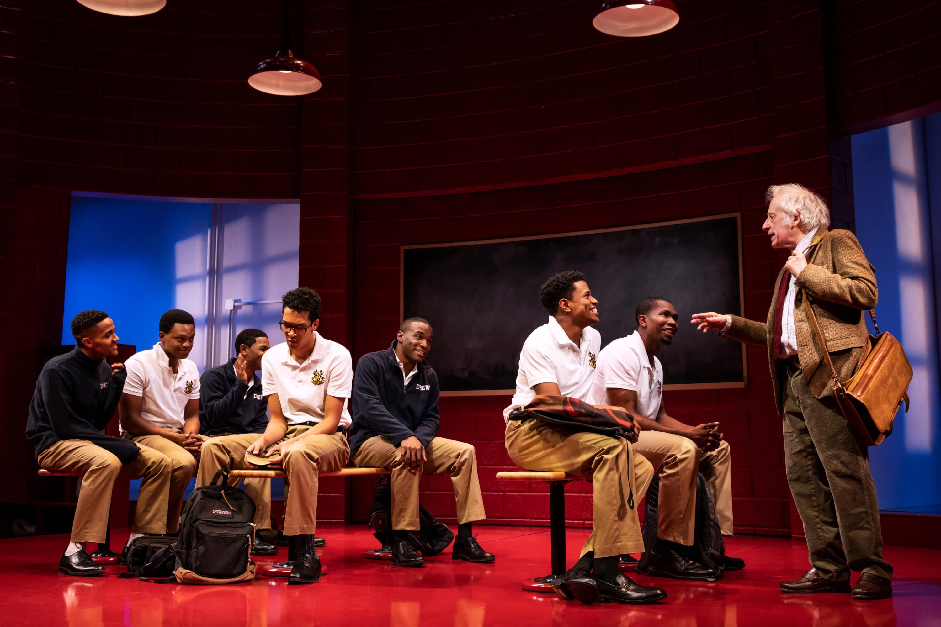 The cast. Photo by Matthew Murphy.