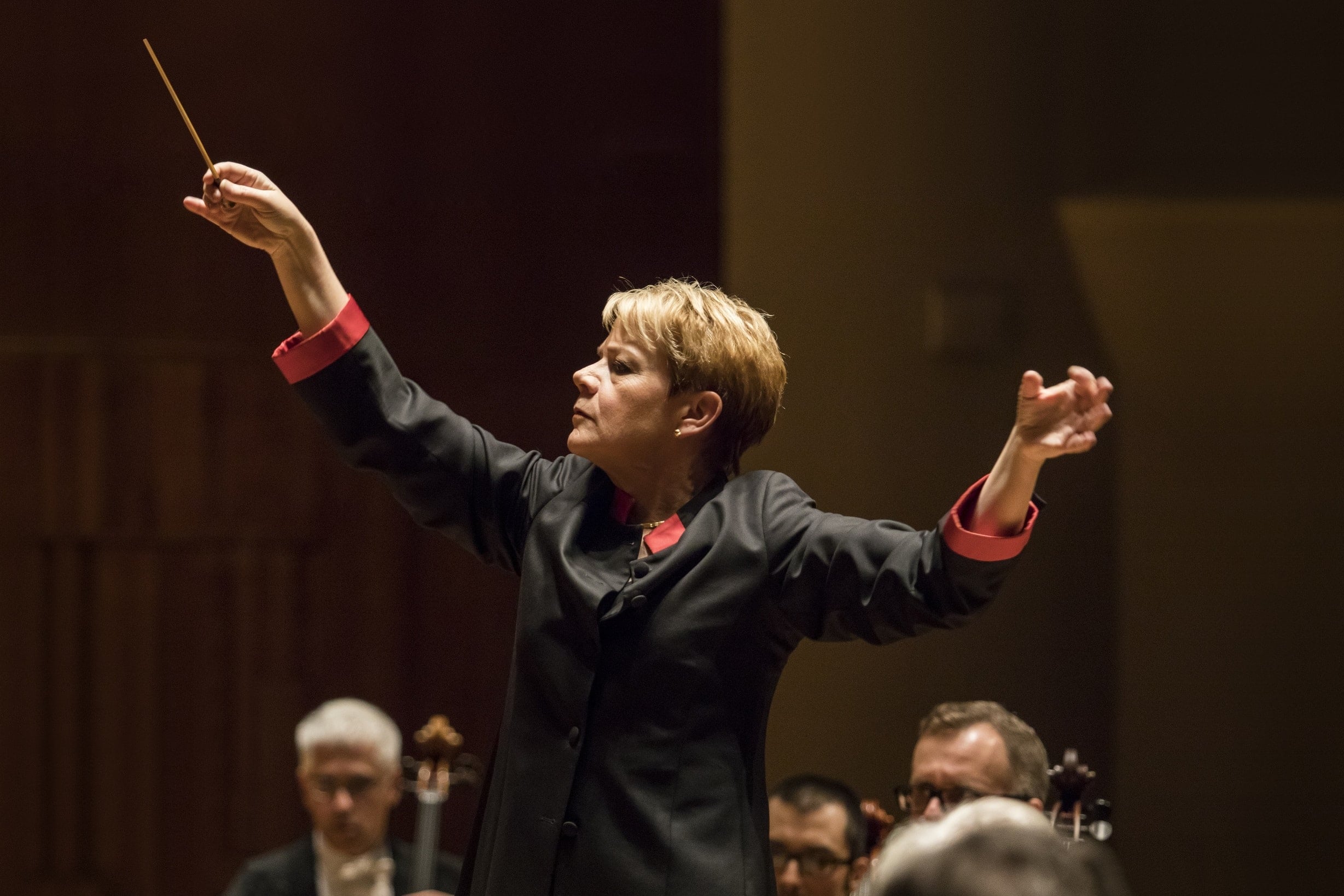 Maestra Marin Alsop. Photo by Jason Dixson Photography.