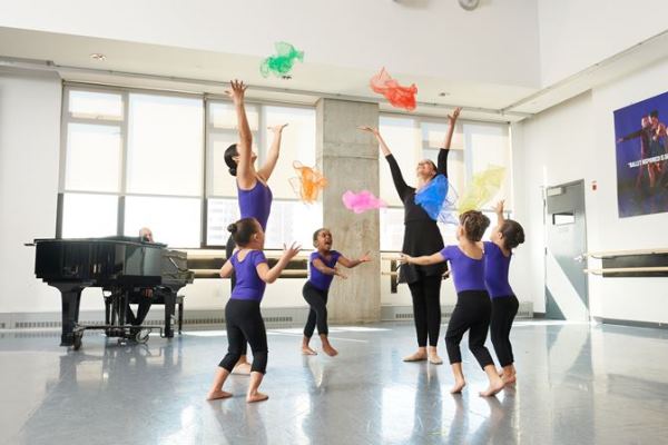 Intrepid Museum’s Kids Week offers performing arts programs on Wednesday