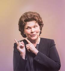 Review: ‘Mrs. Miller Does Her Thing’ at Signature Theatre