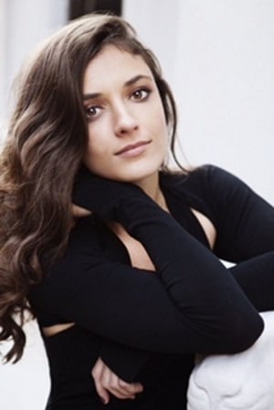 Interview: David Rohde Interviews Violist Milena Pajaro-van de Stadt