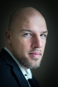 Review: ‘THE RESTLESS HEART: A program of Old Russian, Gypsy (Romani) and Folk Songs of Passion, Longing and Love’ at The Embassy of France