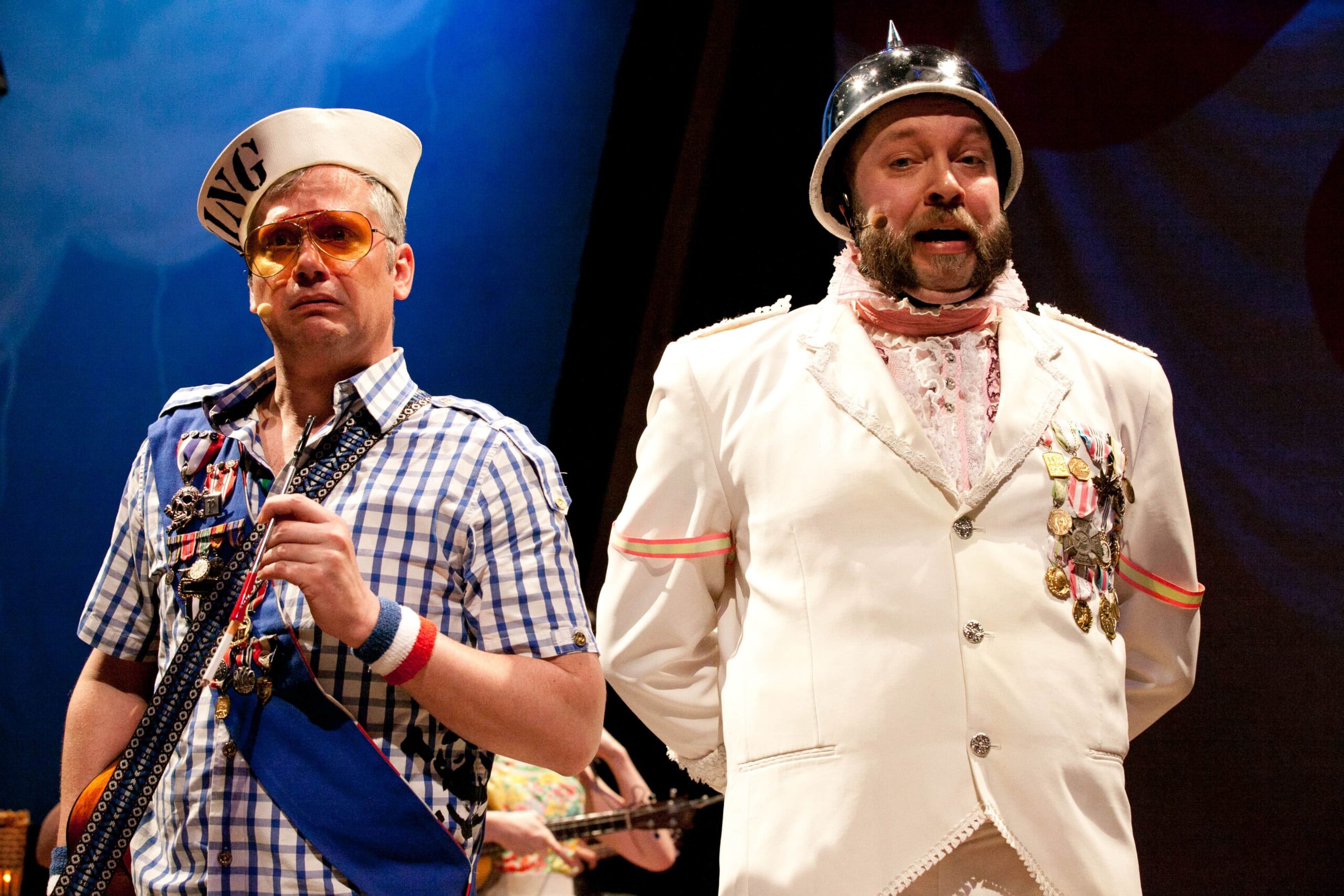 Robert McLean (Pirate King) and Matt Kahler (Major General) in The Hypocrites' THE PIRATES OF PENZANCE. (Photo: Evgenia Eliseeva, courtesy of American Repertory Theatre)