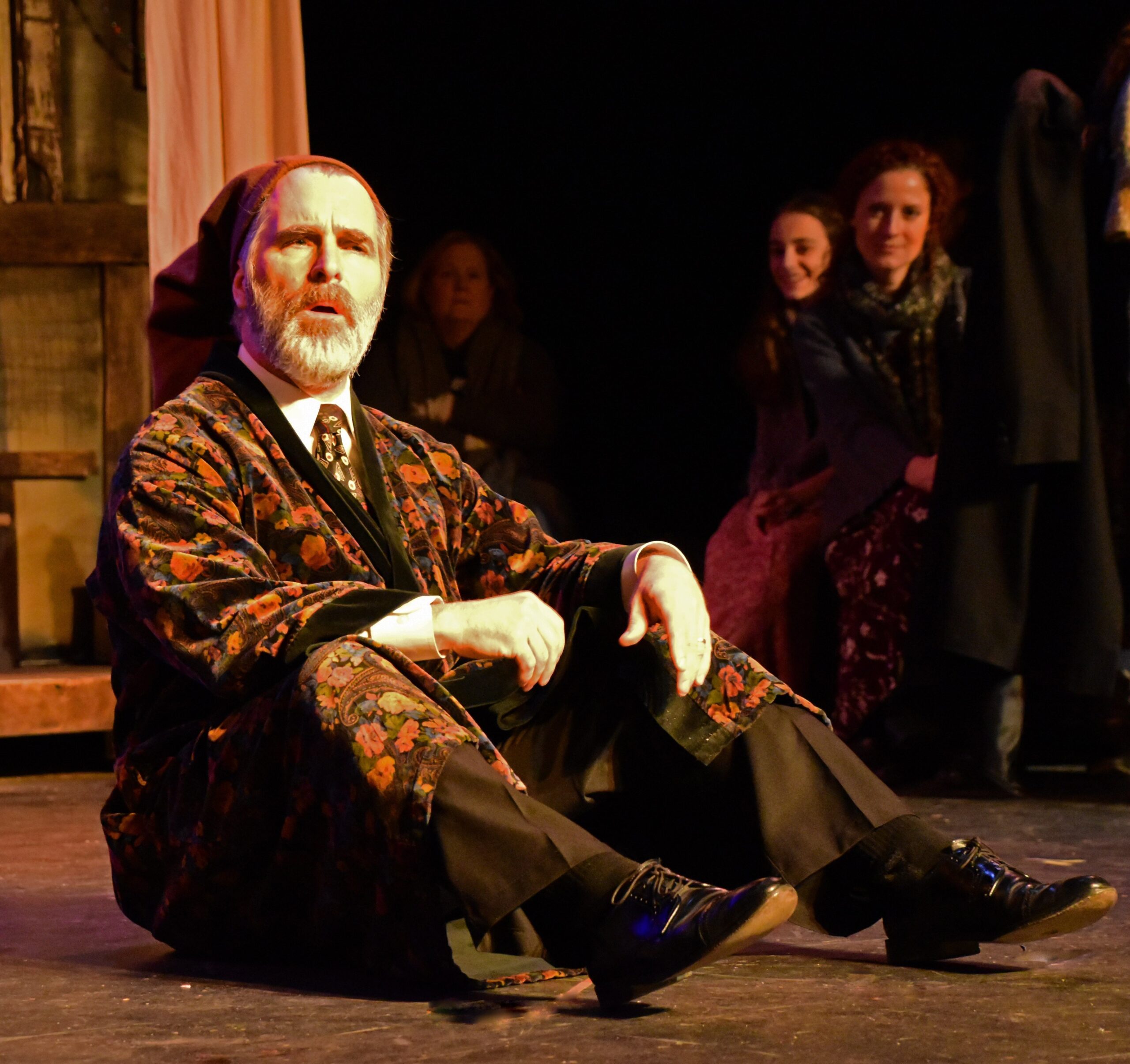 Review: ‘A Christmas Carol’ at Providence Players of Fairfax