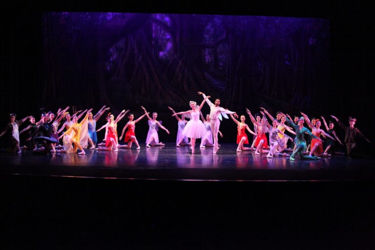 The finale of Metropolitan Ballet Theatre and Academy’s 'Thumbelina.' Photo by Goli Kaviani.