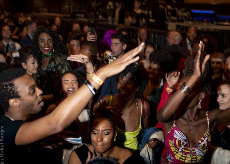 Photos: Behind the Scenes at the 2019 Helen Hayes Awards!