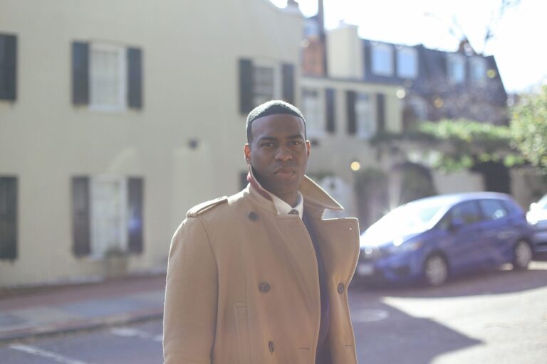 Rising opera star Soloman Howard brings rich vocals to the Kennedy Center