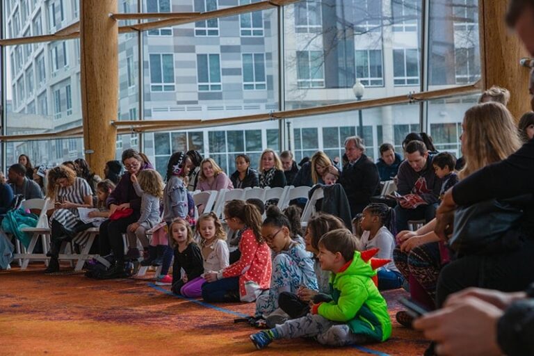 American Pops Orchestra cleverly re-imagines ‘The Pied Piper’ at Arena Stage