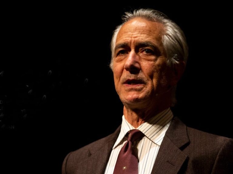 David Strathairn to star at STC as WWII resistance fighter Jan Karski
