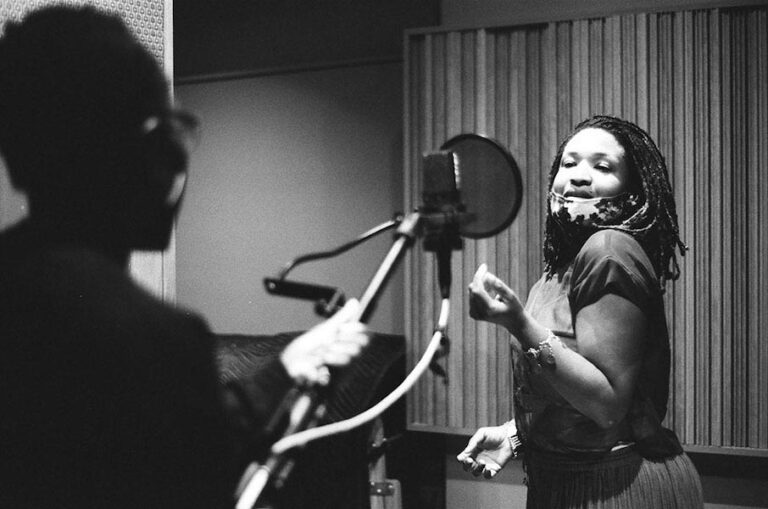 In time for Halloween, a haunting ‘Girls’ Night (with Spirits)’ from the Welders